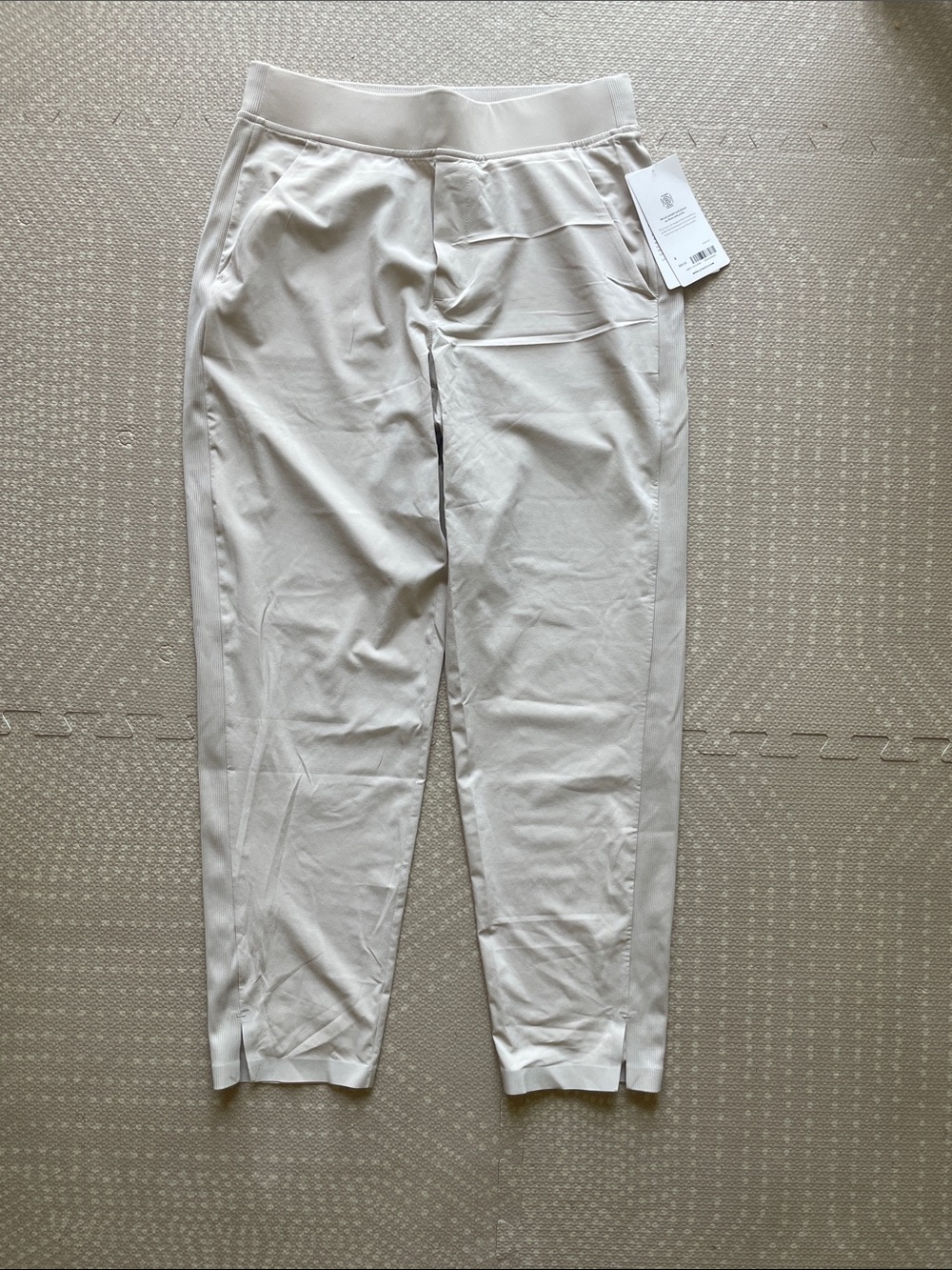 Athleta Brooklyn Ankle Pant Size 6 in Albalone